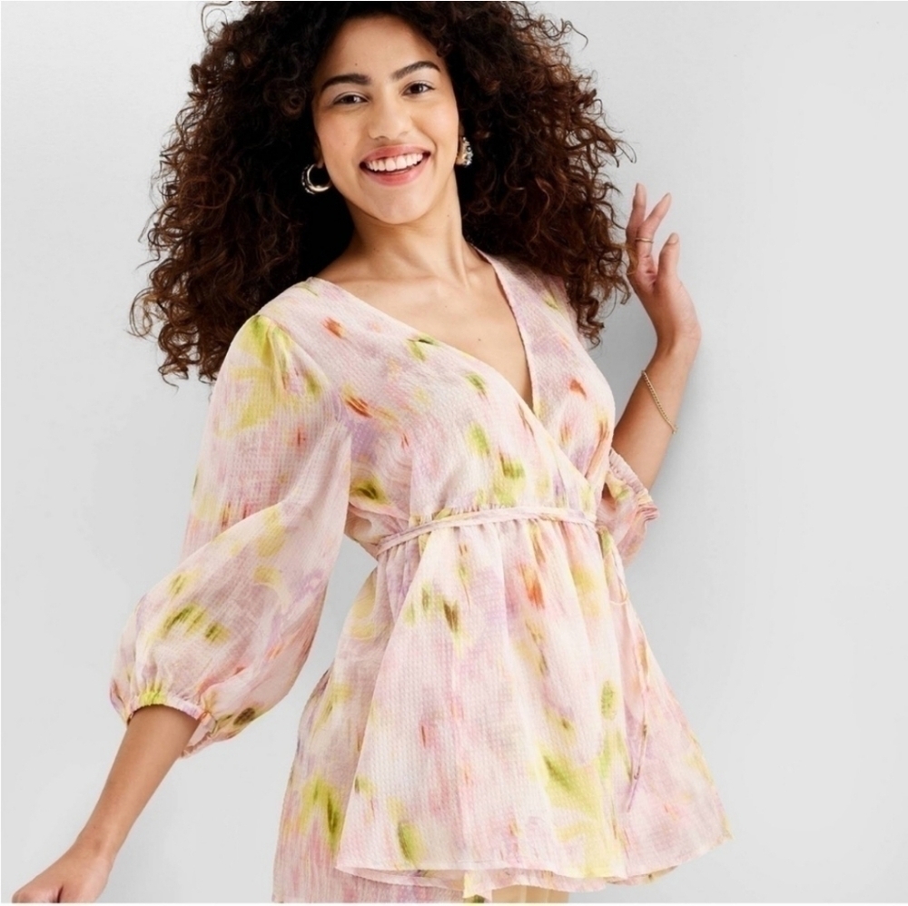 Future Collective Floral 3/4 Sleeve V-Neck Wrap Top Size Medium
